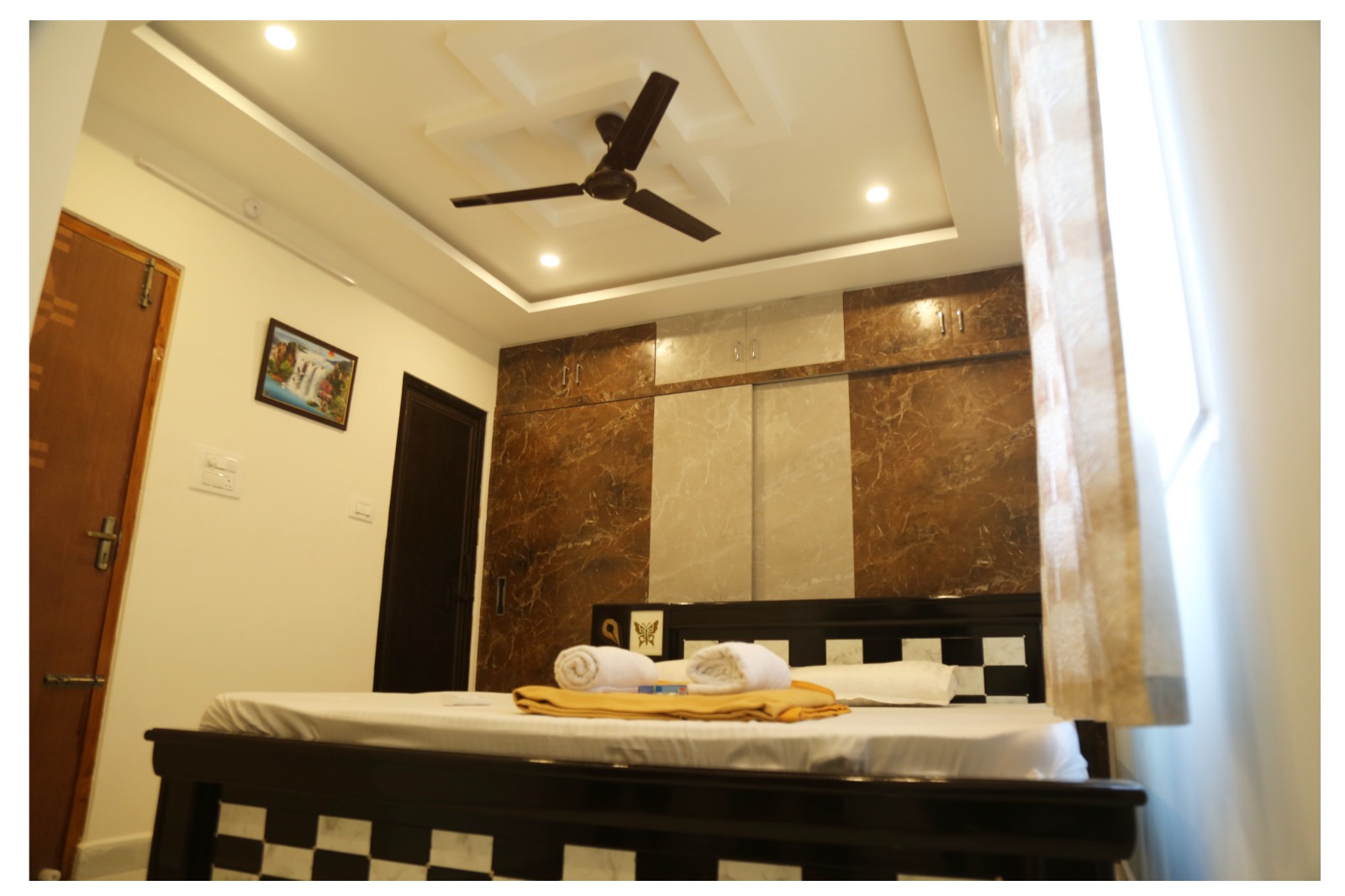 2BHK Large Window